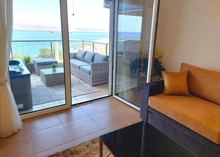 Porto D\'Oro Luxury Apartment